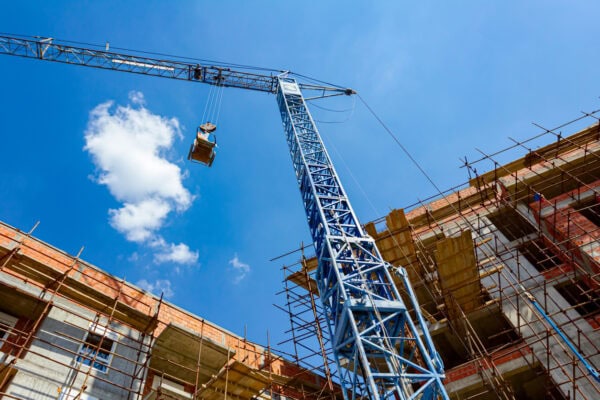 Construction crane