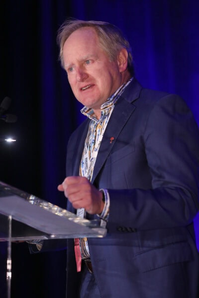 Ralph Pulver accepting his Platinum Award