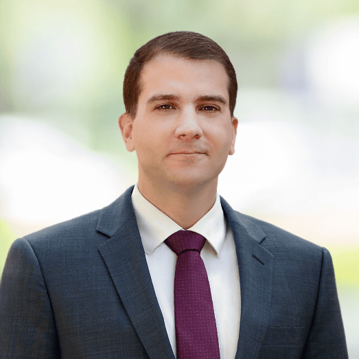 Eric Valle headshot