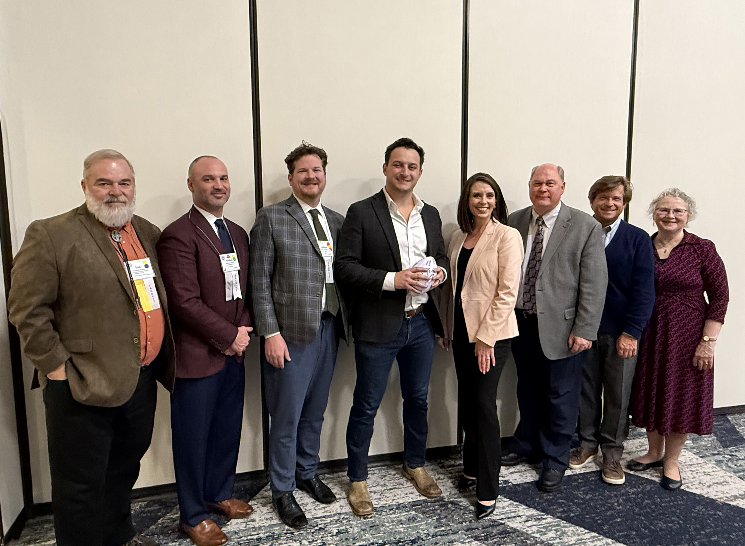 img 6308 blue mop clarkparr swinglecollins