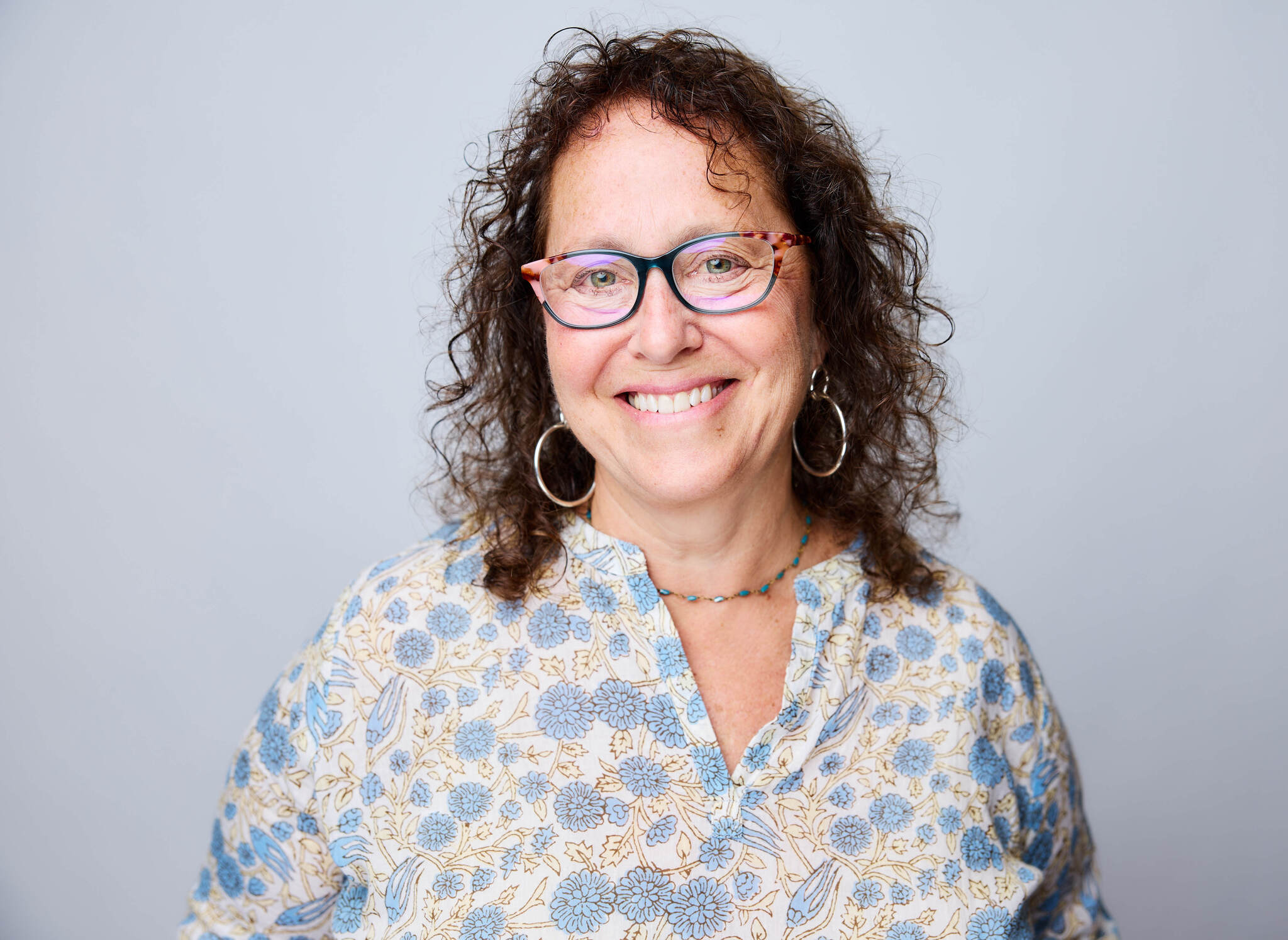 carol levine headshot