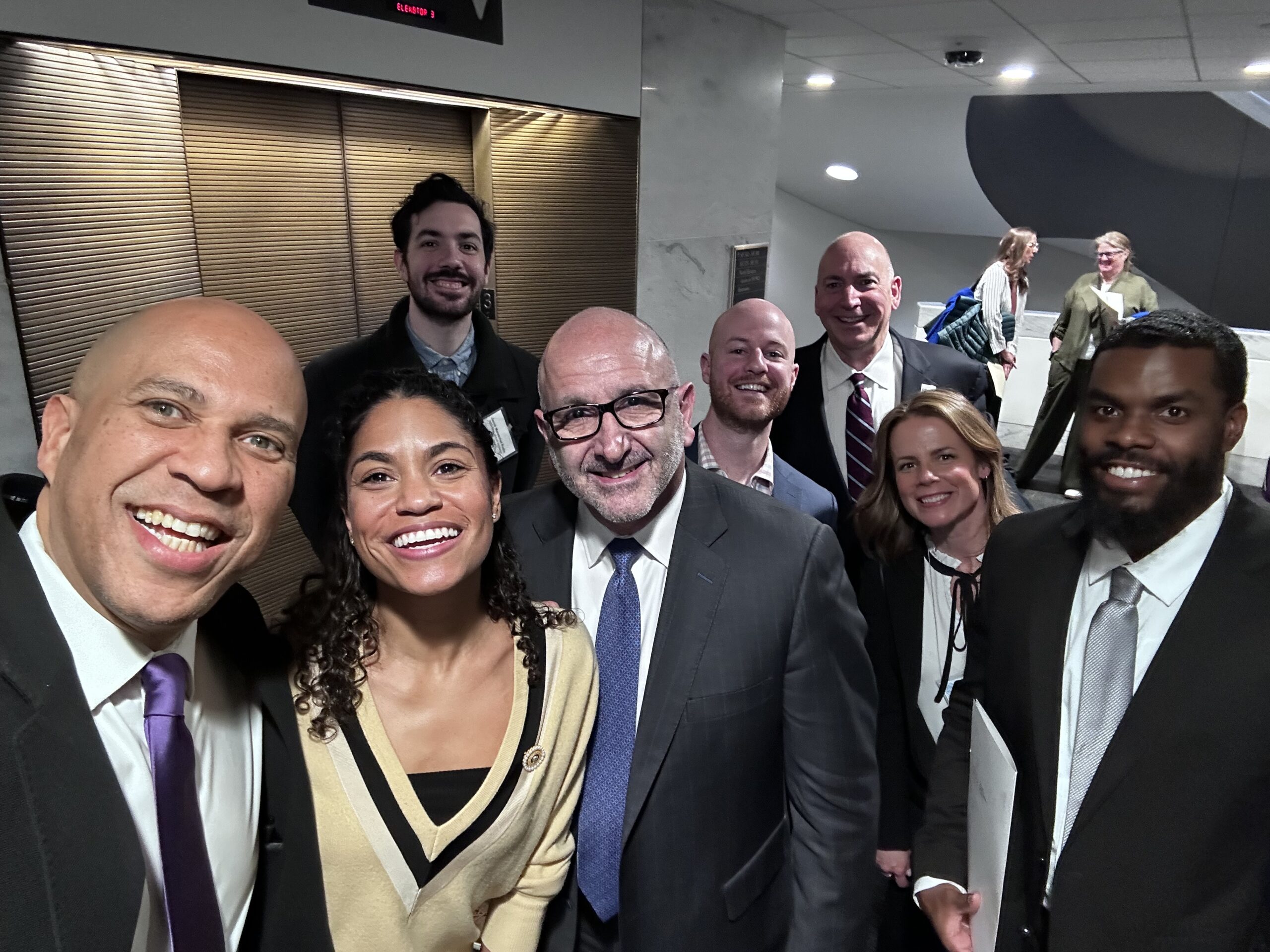 group with sen cory booker [28516] quentin dootay 002