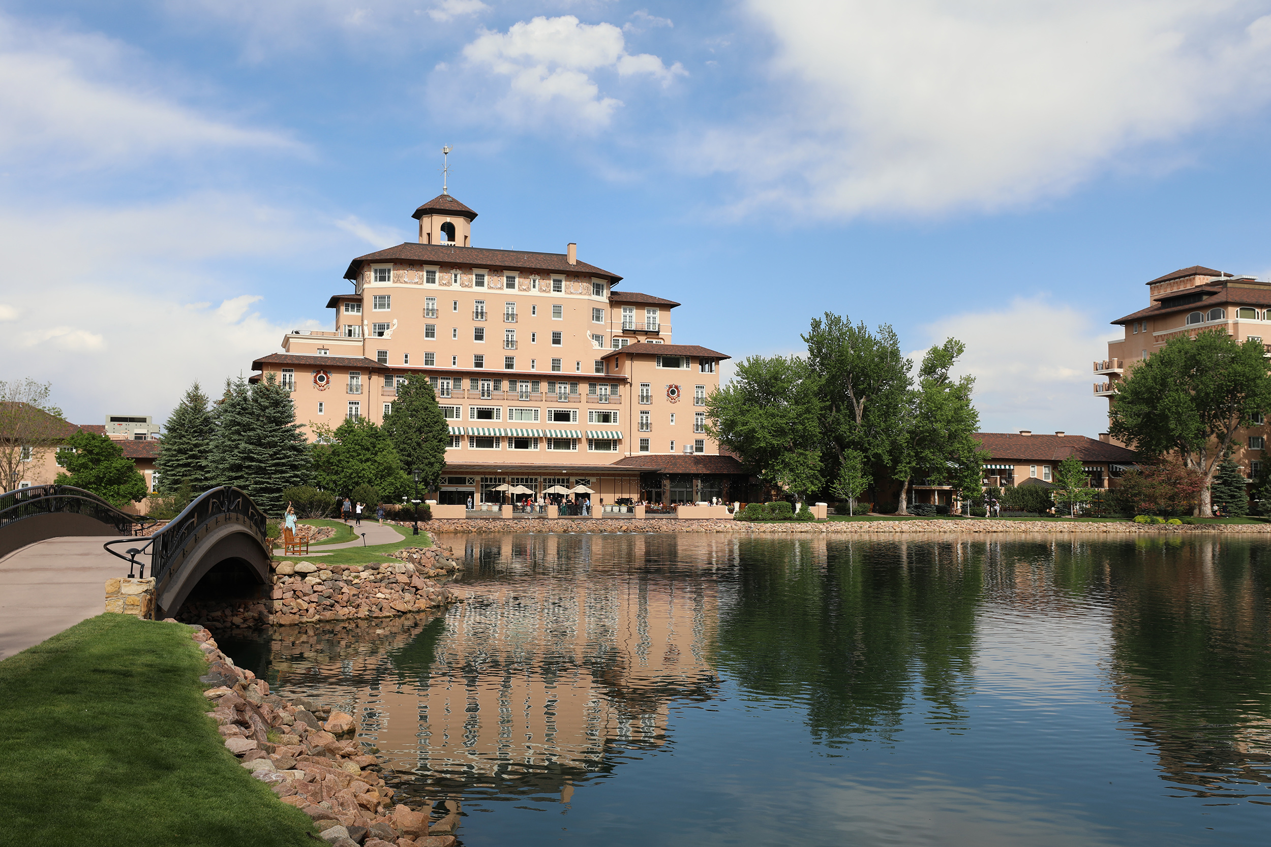 1 broadmoor