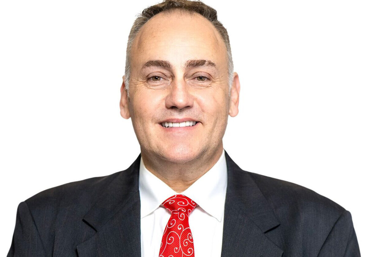 Matt DeVries headshot