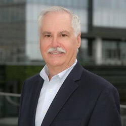 president robert coon headshot